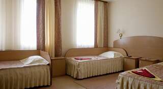 Гостиница Вега Иркутск Односпальная кровать в общем номере с 3 кроватями-2